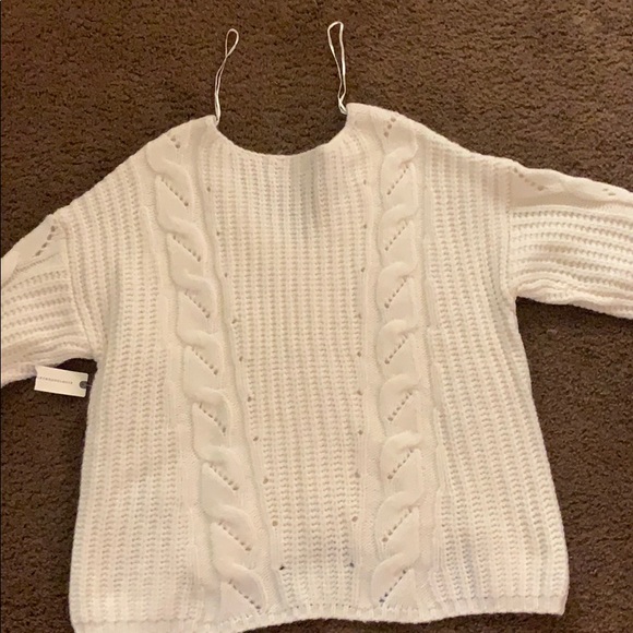 White sweater - Picture 5 of 10